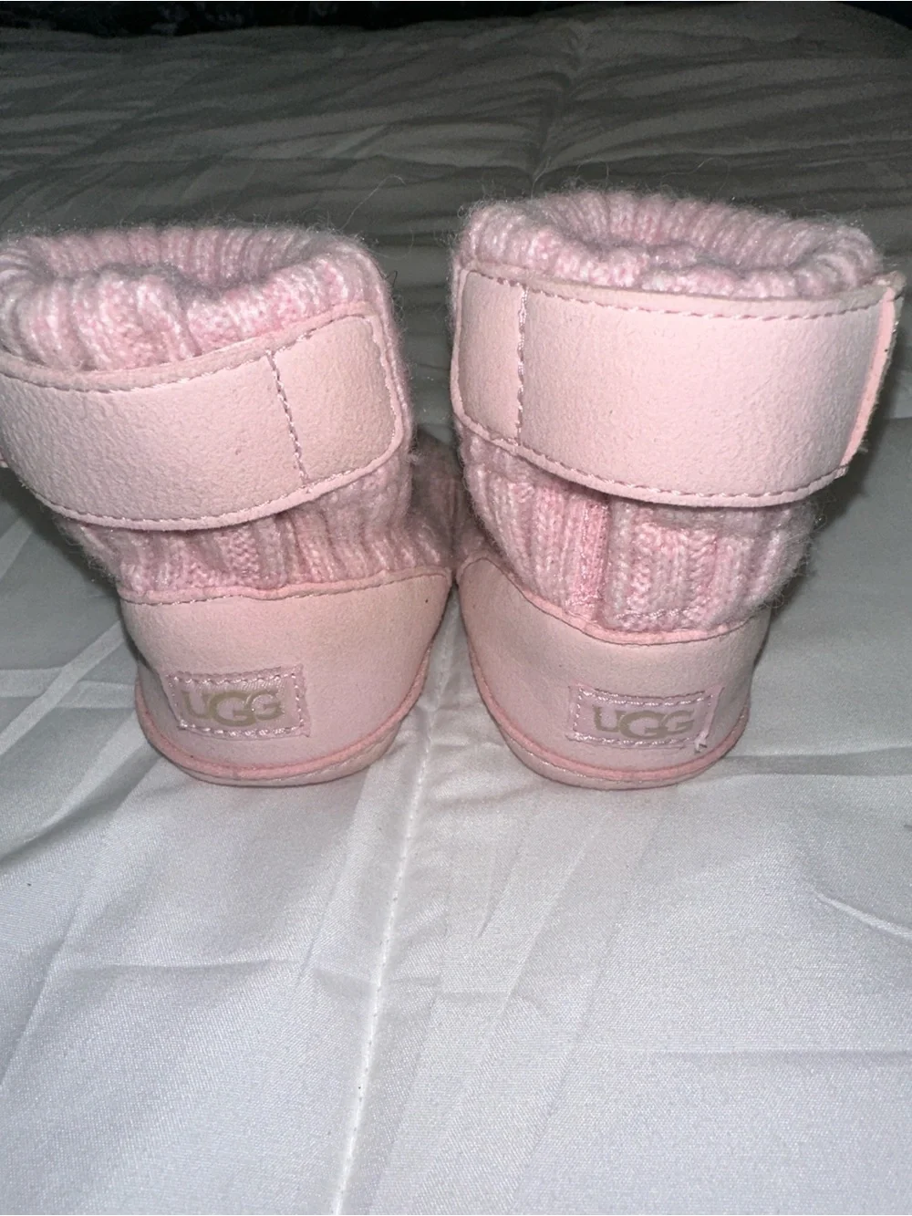 UGG | Baby Skylar Seashell Pink Knit Booties | Size 0/1 (0-6m)